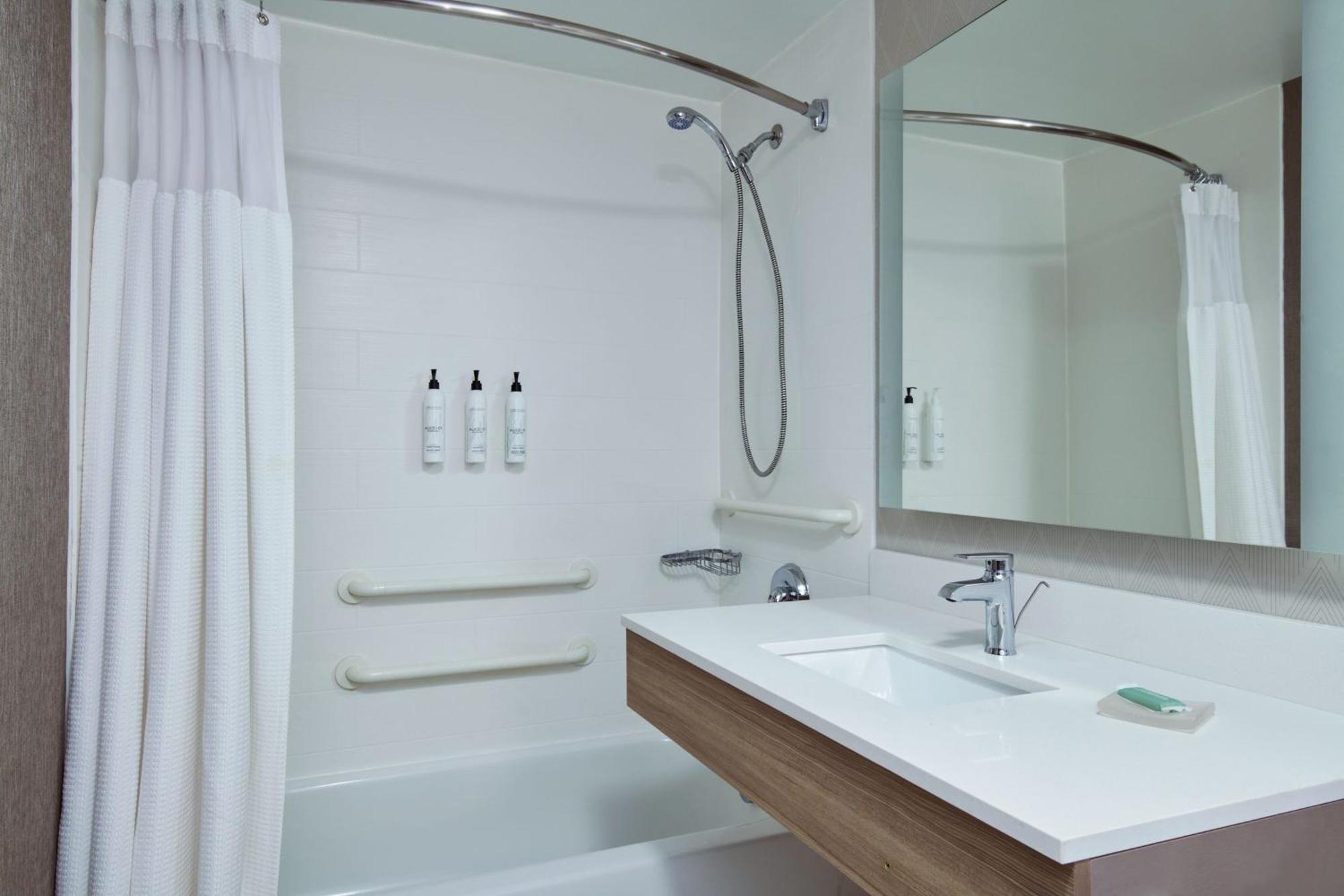 Springhill Suites Detroit Southfield Bagian luar foto