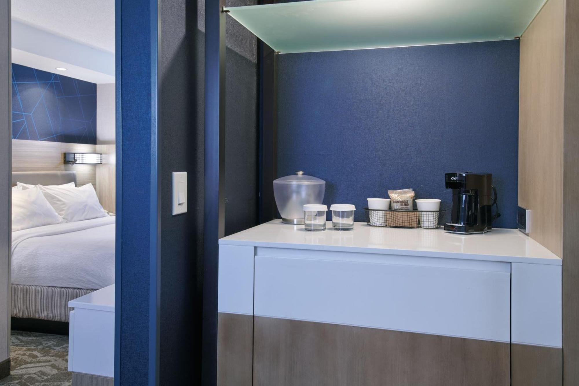 Springhill Suites Detroit Southfield Bagian luar foto
