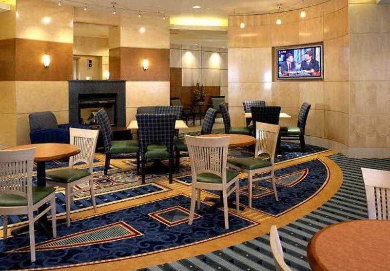 Springhill Suites Detroit Southfield Bagian luar foto