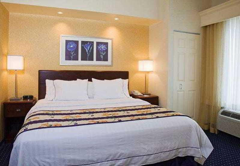 Springhill Suites Detroit Southfield Bagian luar foto
